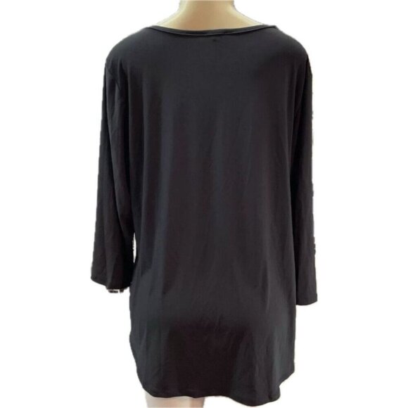 Sami & Jo +2X Black Foil Floral Print Round Neckline 3/4 Sleeve Popover Top - Picture 4 of 6